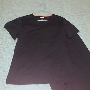 Black scrubstar women’s scrubs set